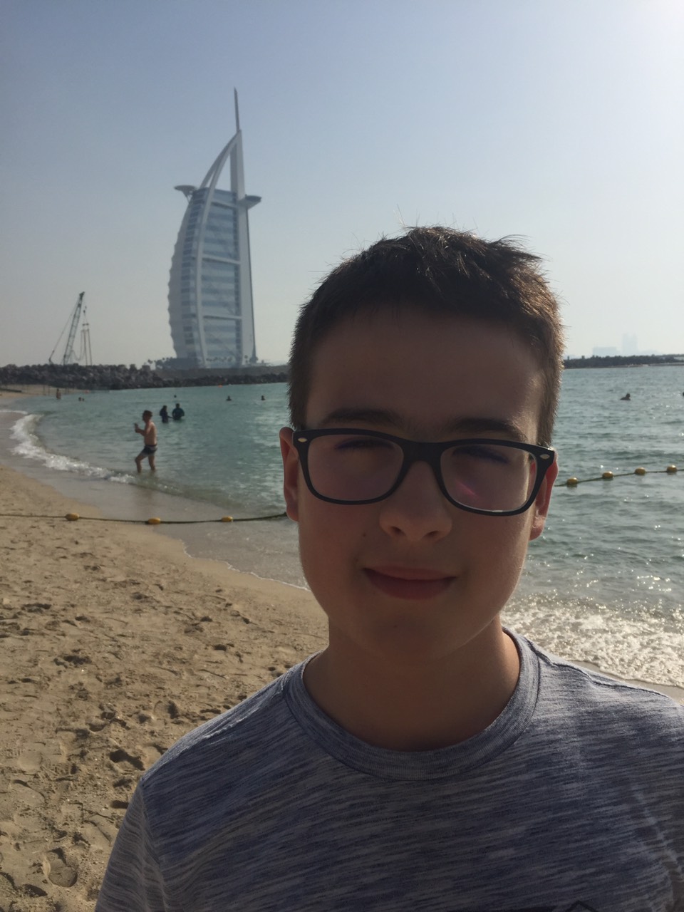 Budai Marci és Feri 2019 június - Burj al Arab a beachről